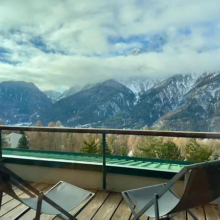 Luxury 9-bed Steps From Slopes With Parking & Box Lejlighed