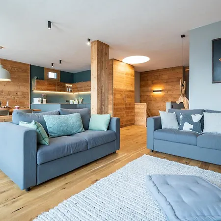 Luxury 9-bed Steps From Slopes With Parking & Box * Mollieres