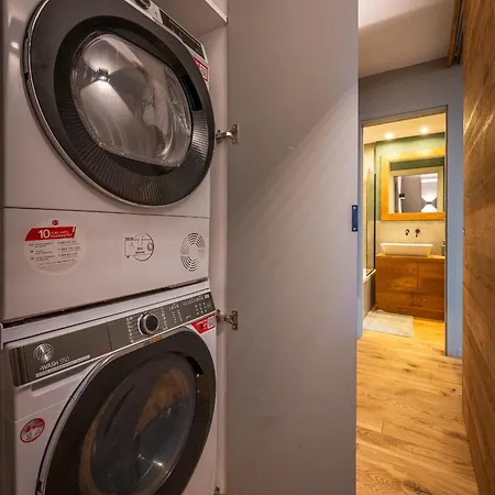 Appartement Luxury 9-bed Steps From Slopes With Parking & Box *