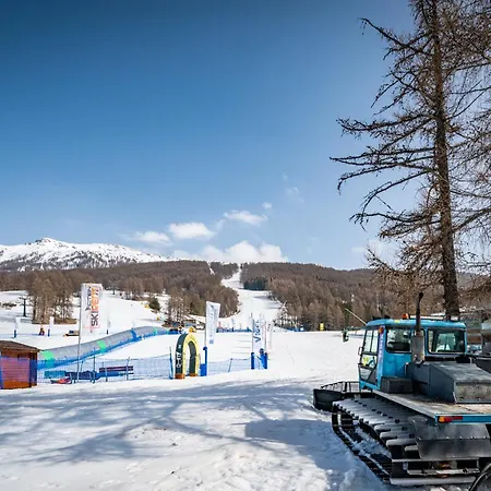 Apartamento Luxury 9-bed Steps From Slopes With Parking & Box