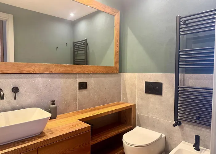 Luxury 9-bed Steps From Slopes With Parking & Box * Mollieres