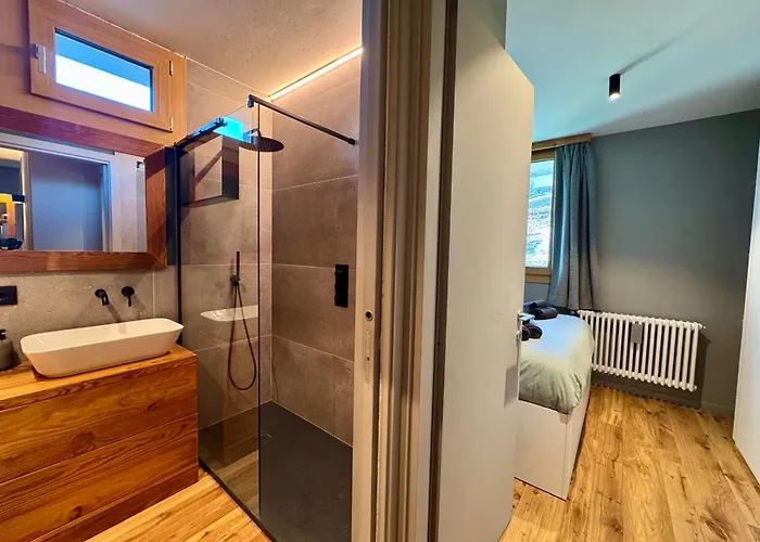 Appartamento Luxury 9-bed Steps From Slopes With Parking & Box *