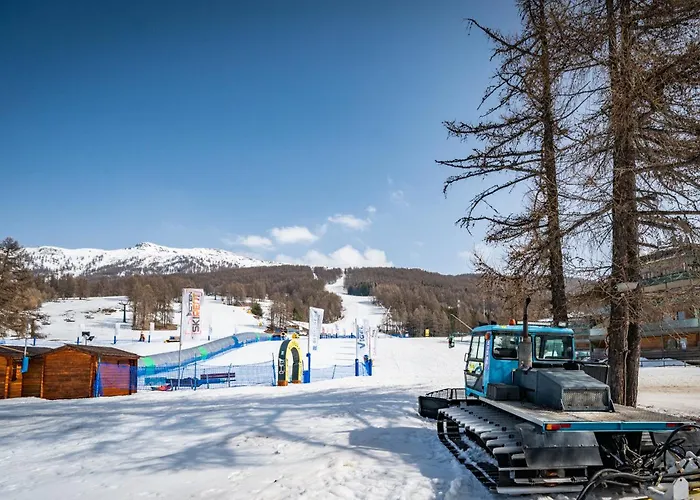 아파트 Luxury 9-bed Steps From Slopes With Parking & Box